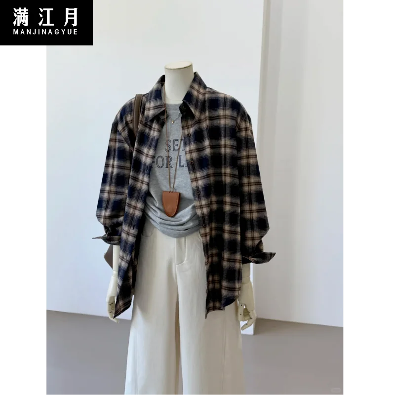 Контрастное клетчатое пальто, женский топ с длинными рукавами, осенняя новая рубашка в стиле ретро, свободный повседневный топ для ленивых
Контрастное клетчатое пальто, женский топ с длинными рукавами, осенняя новая рубашка в стиле ретро, свободный повседневный топ для ленивых