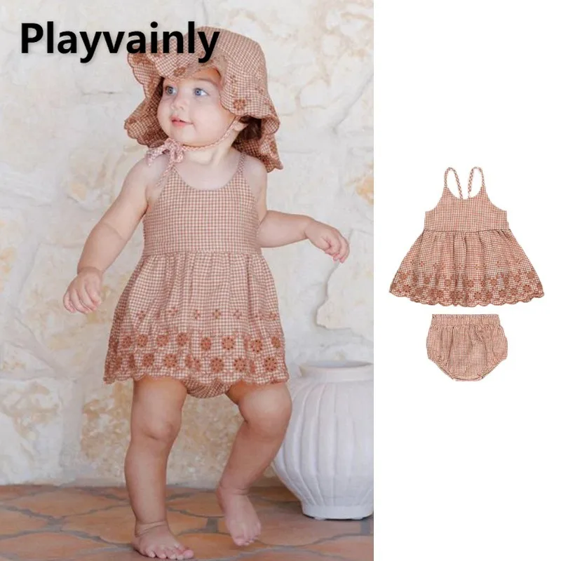 New Summer Infant Crawling Suit Red Plaid Floral Hollow Out Sleeveless Sling Dress+Flower Bud Shorts Fashion Baby Clothes A25875
New Summer Infant Crawling Suit Red Plaid Floral Hollow Out Sleeveless Sling Dress+Flower Bud Shorts Fashion Baby Clothes A25875