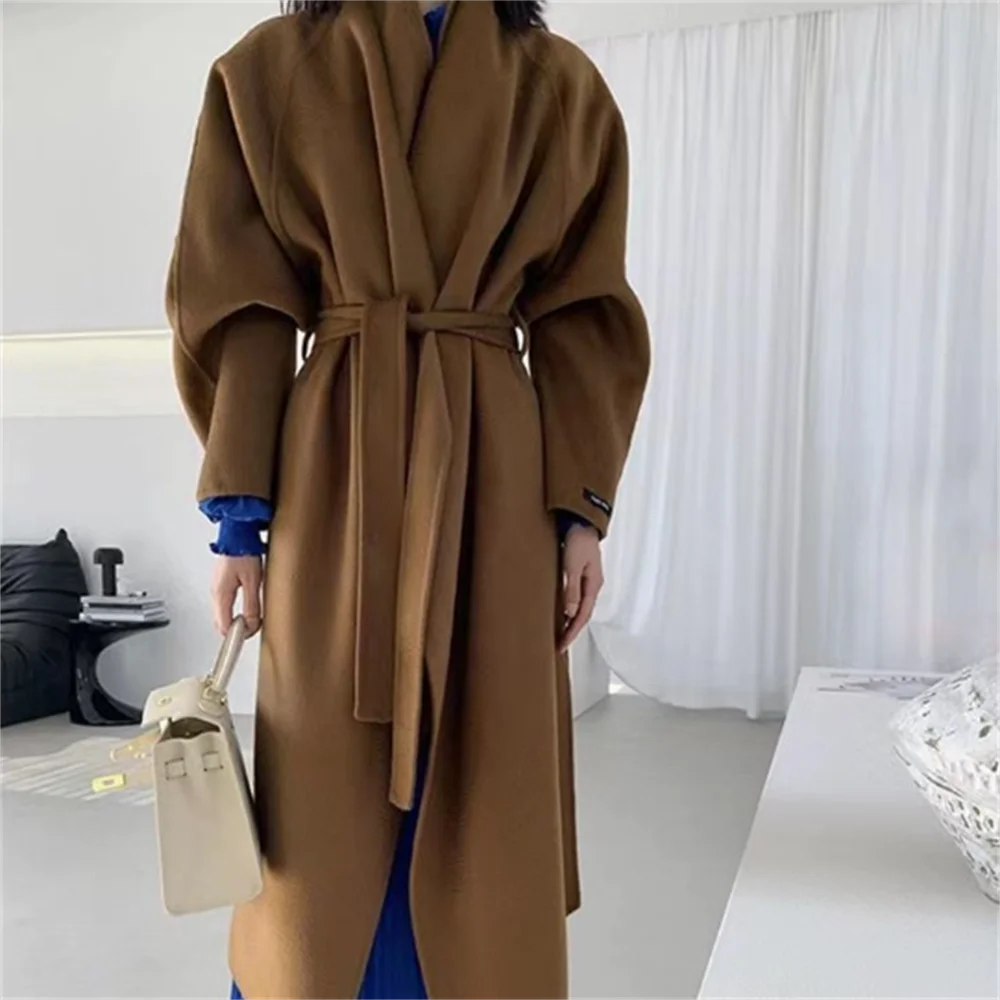 autumn and winter new water double-sided woolen overcoat women lapel classic long coat
autumn and winter new water double-sided woolen overcoat women lapel classic long coat