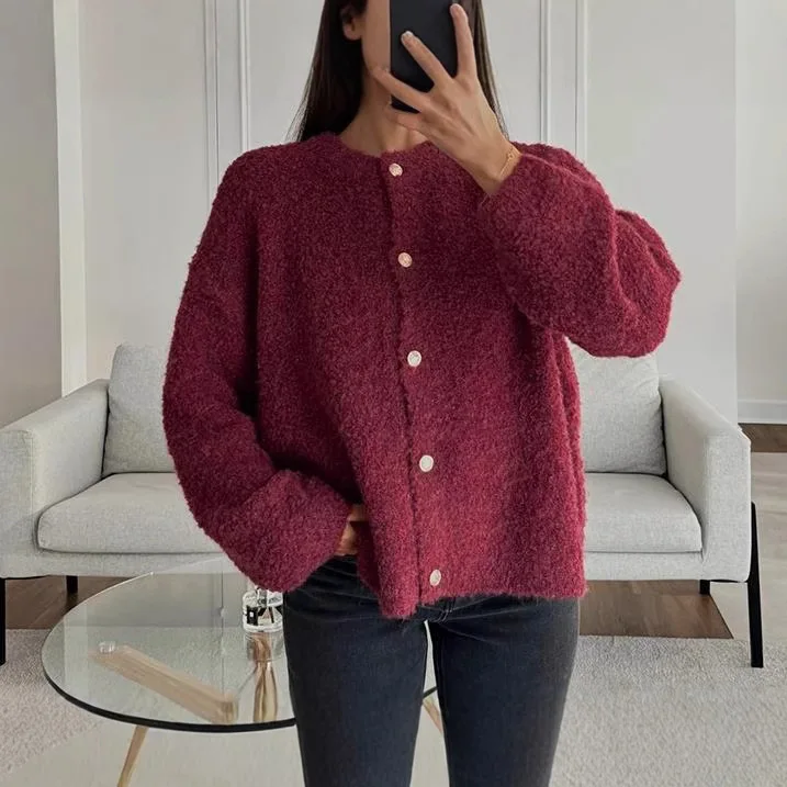 2025 Autumn and Winter New Loose Vintage Button Knit Sweater Long Sleeve Cardigan Coat for Women
2025 Autumn and Winter New Loose Vintage Button Knit Sweater Long Sleeve Cardigan Coat for Women