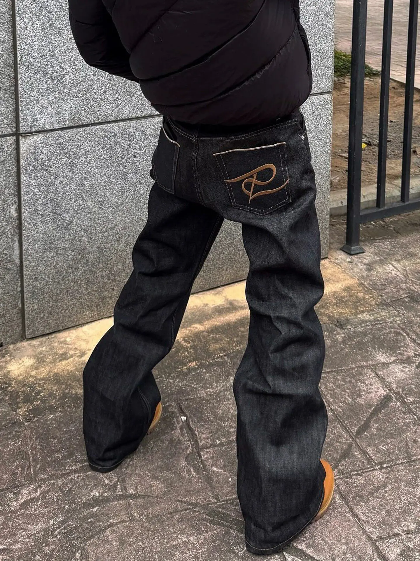 Loose Fit Casual Black Denim Jeans Men's Wide Leg Pants Original Cowboys Machine Embroidery Straight Cut Spring Season
Loose Fit Casual Black Denim Jeans Men's Wide Leg Pants Original Cowboys Machine Embroidery Straight Cut Spring Season