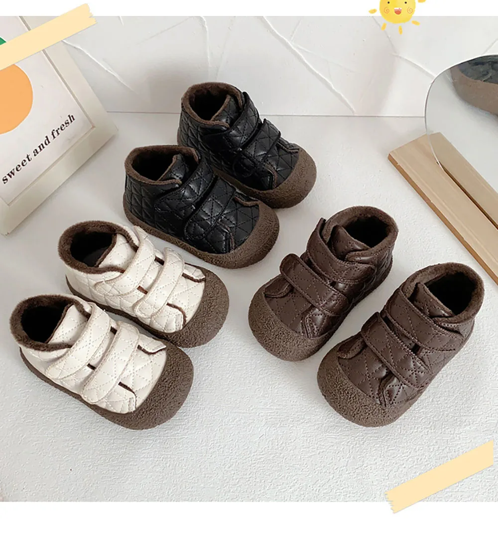 Plush Shoes Ergonomics Soft-soled Children Leather Shoes Faux Fur Keep Warm Shoes Boys Girls Toddler Winter Children's Fashion
Plush Shoes Ergonomics Soft-soled Children Leather Shoes Faux Fur Keep Warm Shoes Boys Girls Toddler Winter Children's Fashion