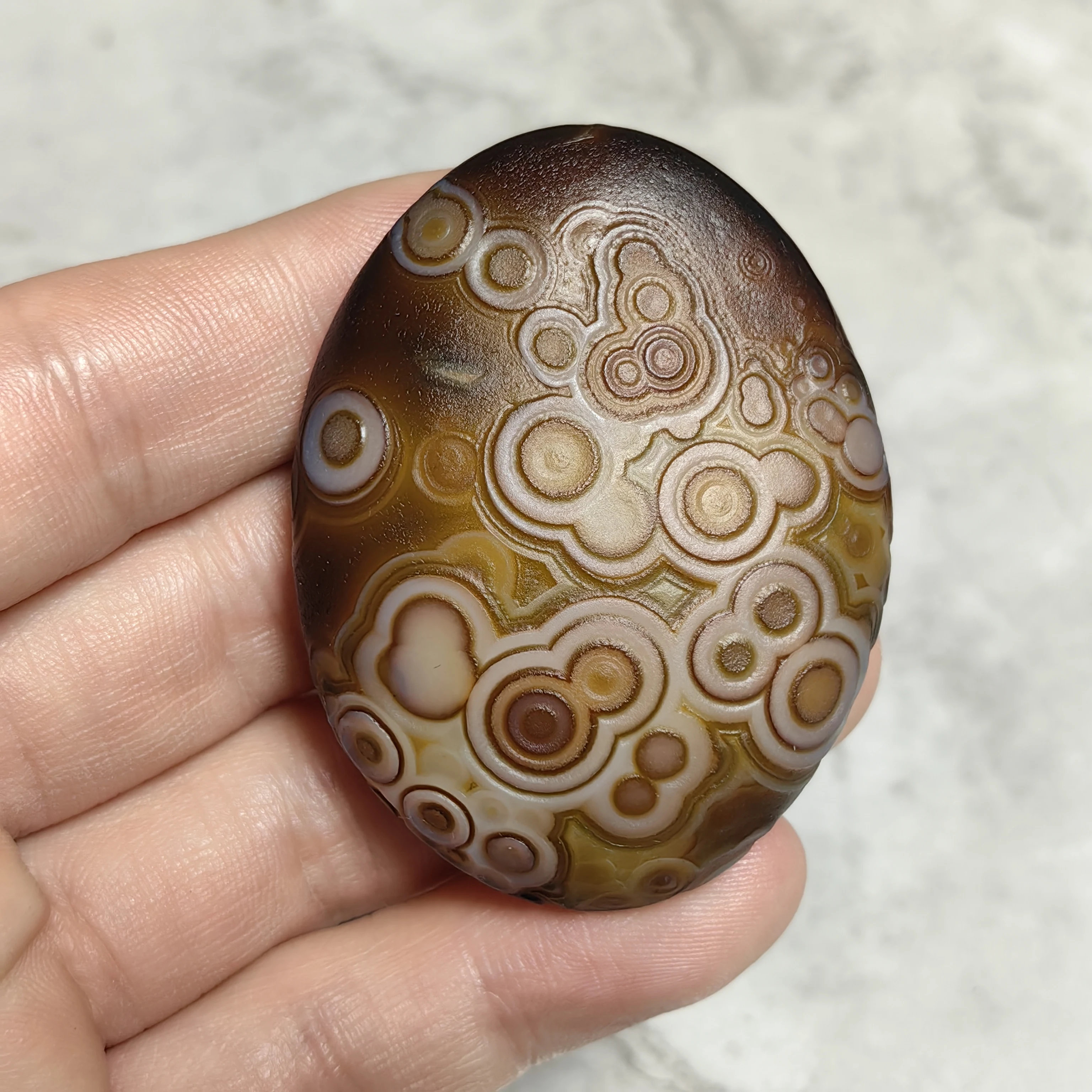 Pure Natural Divine Eyes Agate Cornucopia Palm Stones Healing Crystal Good Luck Attract Wealth Treasure Bowl Jewelry DIY Decor
Pure Natural Divine Eyes Agate Cornucopia Palm Stones Healing Crystal Good Luck Attract Wealth Treasure Bowl Jewelry DIY Decor