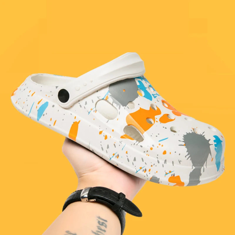 2025 Men's and Women's Trendy Holey Shoes, Indoor and Outdoor Anti-Slip Sandals with Thick Soles, Beach Outdoor Couple Pair
2025 Men's and Women's Trendy Holey Shoes, Indoor and Outdoor Anti-Slip Sandals with Thick Soles, Beach Outdoor Couple Pair