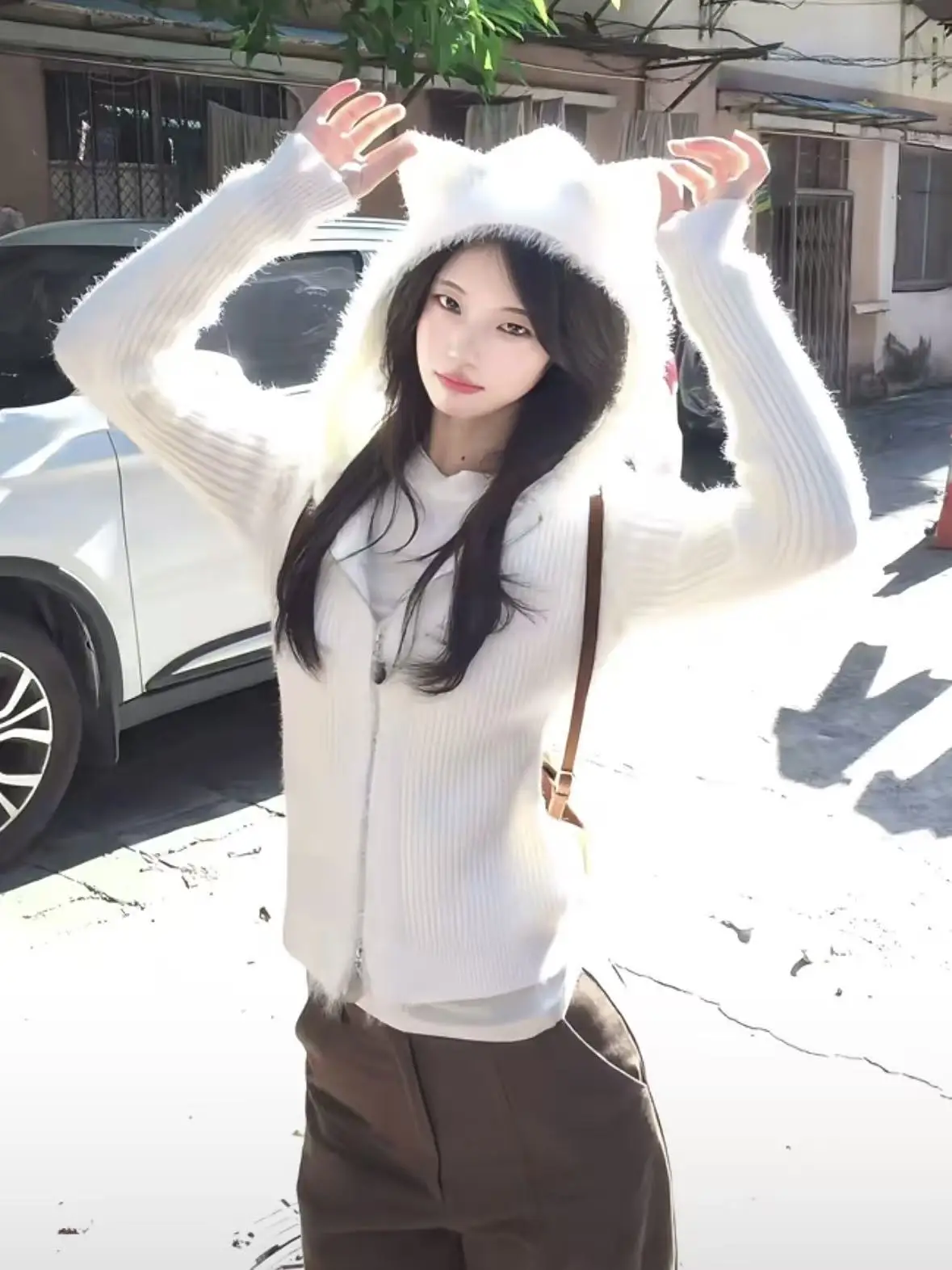 Белый вязаный кардиган-пальто с ушками медведя из вельвета для женщин, осенне-зимняя милая верхняя одежда на молнии
Белый вязаный кардиган-пальто с ушками медведя из вельвета для женщин, осенне-зимняя милая верхняя одежда на молнии