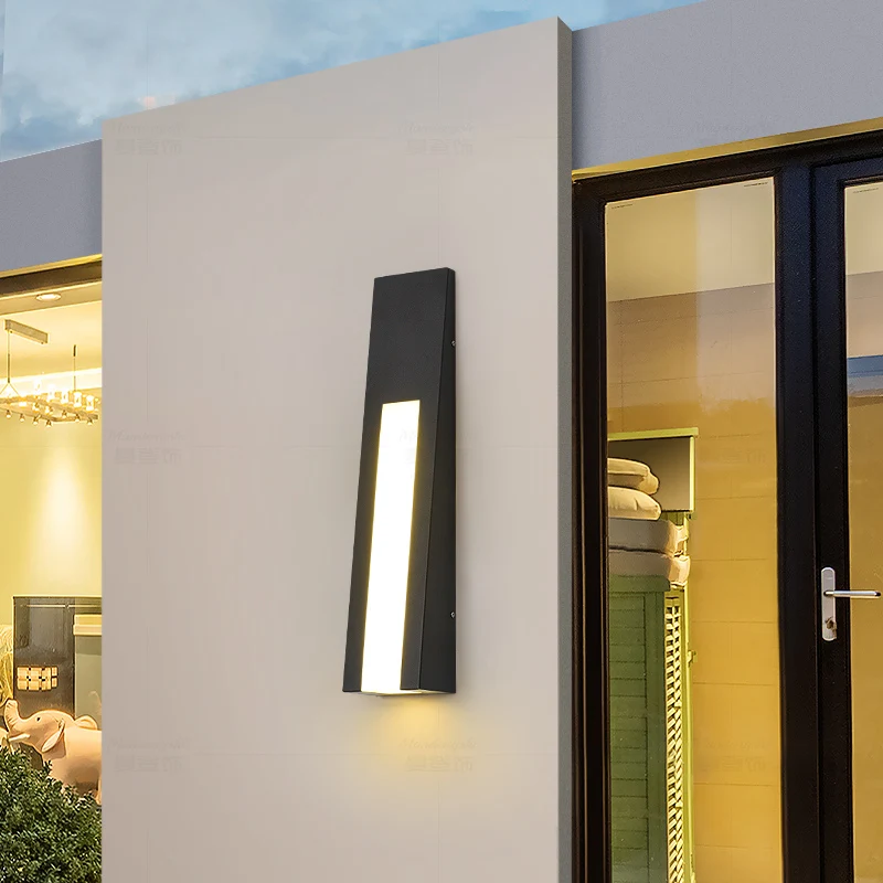 Modern simple and fashionable outdoor wall lamp, milk tea shop waterproof outdoor coffee shop entrance wall lamp, garden rainpro
Modern simple and fashionable outdoor wall lamp, milk tea shop waterproof outdoor coffee shop entrance wall lamp, garden rainpro
