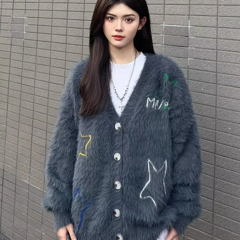 Five Pointed Star Embroidery Imitation Mink Fur Cardigan Sweater Couple Jacket Knitted Sweater
Five Pointed Star Embroidery Imitation Mink Fur Cardigan Sweater Couple Jacket Knitted Sweater