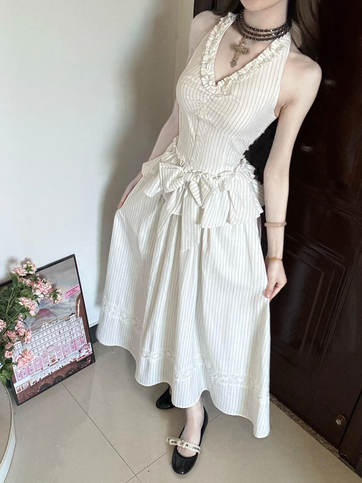 Summer Elegant Lace Half-length Skirt Set Women's New 2026 Fashion Knot High-waist Gown with Sleeveless Top
Summer Elegant Lace Half-length Skirt Set Women's New 2026 Fashion Knot High-waist Gown with Sleeveless Top