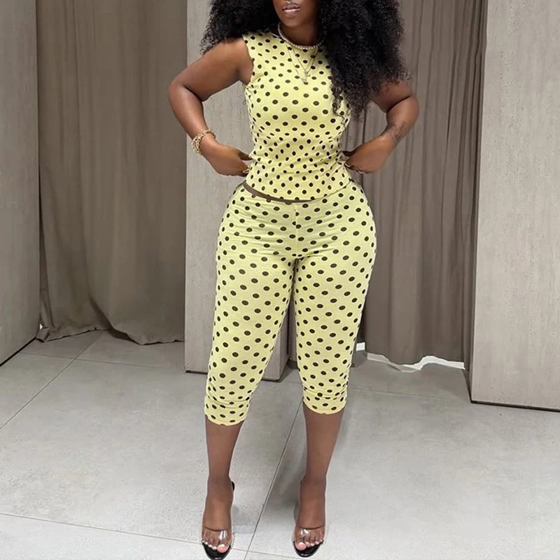 OMSJ Summer Casual Cute Polka Dot Two Piece Set Sleeveless O Neck Tank Tops+Capri Pants Women's 2026 Slim Fit Holiday Streetwear
OMSJ Summer Casual Cute Polka Dot Two Piece Set Sleeveless O Neck Tank Tops+Capri Pants Women's 2026 Slim Fit Holiday Streetwear