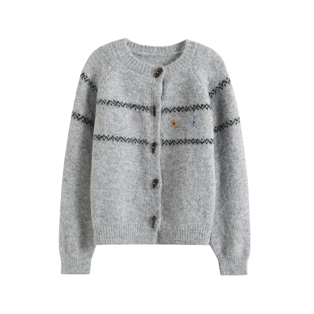 Women's Embroidered round Neck Sweater Coat with Horn Buckle European American Style Autumn Winter New Gentle Fashion Top
Women's Embroidered round Neck Sweater Coat with Horn Buckle European American Style Autumn Winter New Gentle Fashion Top