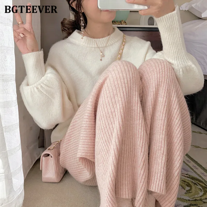 BGTEEVER Autumn Winter Elastic Waist Ladies Wide Leg Knitted Pants Casual Loose Warm Women Sweater Trousers
BGTEEVER Autumn Winter Elastic Waist Ladies Wide Leg Knitted Pants Casual Loose Warm Women Sweater Trousers