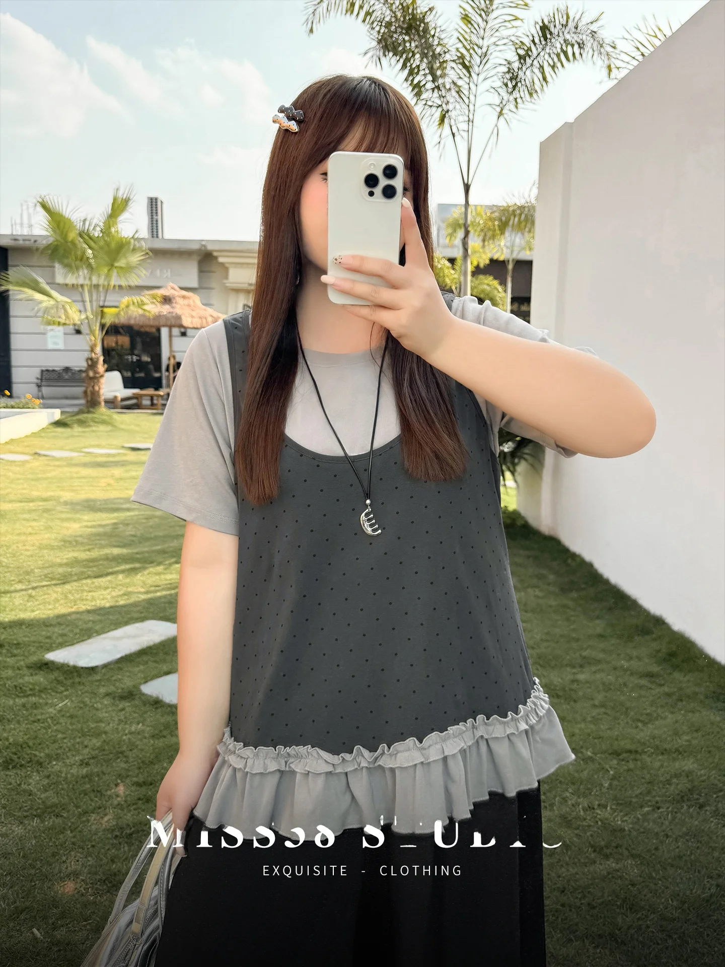 plus Size Women's T-Shirt Paris Street Style Summer Fake Two-Piece Lace Splice Short Sleeve Breathable Cotton Blend Top
plus Size Women's T-Shirt Paris Street Style Summer Fake Two-Piece Lace Splice Short Sleeve Breathable Cotton Blend Top