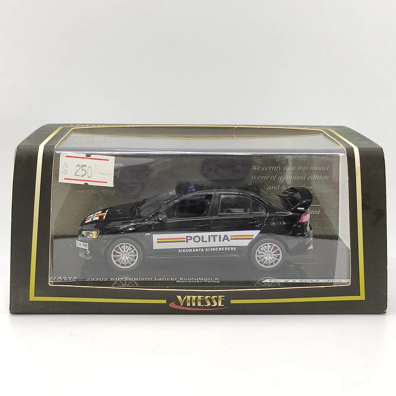 Литой под давлением VITESSE масштаб 1:43 Mitsubishi Lancer Evolution X, римская полиция, модель автомобиля из сплава, Коллекционная игрушка, подарок, сувенир
Литой под давлением VITESSE масштаб 1:43 Mitsubishi Lancer Evolution X, римская полиция, модель автомобиля из сплава, Коллекционная игрушка, подарок, сувенир