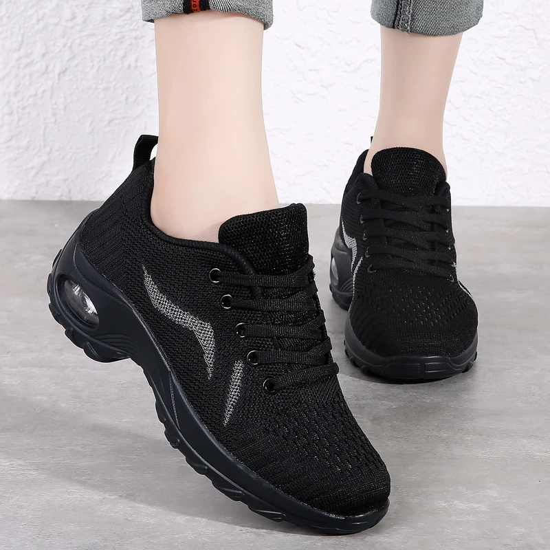 Retro Classic Style Unisex Mesh Sport Shoes Traditional Breathable Craft Soft Midsole Daily Vintage Outfit Outdoor Running
Retro Classic Style Unisex Mesh Sport Shoes Traditional Breathable Craft Soft Midsole Daily Vintage Outfit Outdoor Running