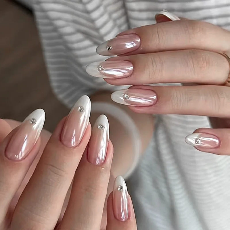 24PCS Simple Almond Press on Nails Art with Shiny Nude Pink Flase Nail for Womeen Full Cover White French Fake Nails
24PCS Simple Almond Press on Nails Art with Shiny Nude Pink Flase Nail for Womeen Full Cover White French Fake Nails