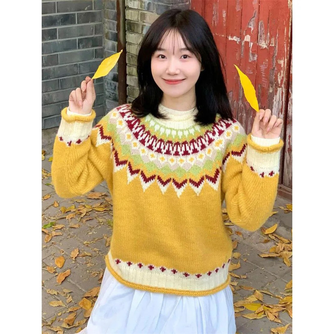 Women Knitting Sweater 2025 Autumn Winter Women's Sweet Knit Sweater Crew Neck Fair Isle Jacquard Loose Thickened Pullover
Women Knitting Sweater 2025 Autumn Winter Women's Sweet Knit Sweater Crew Neck Fair Isle Jacquard Loose Thickened Pullover