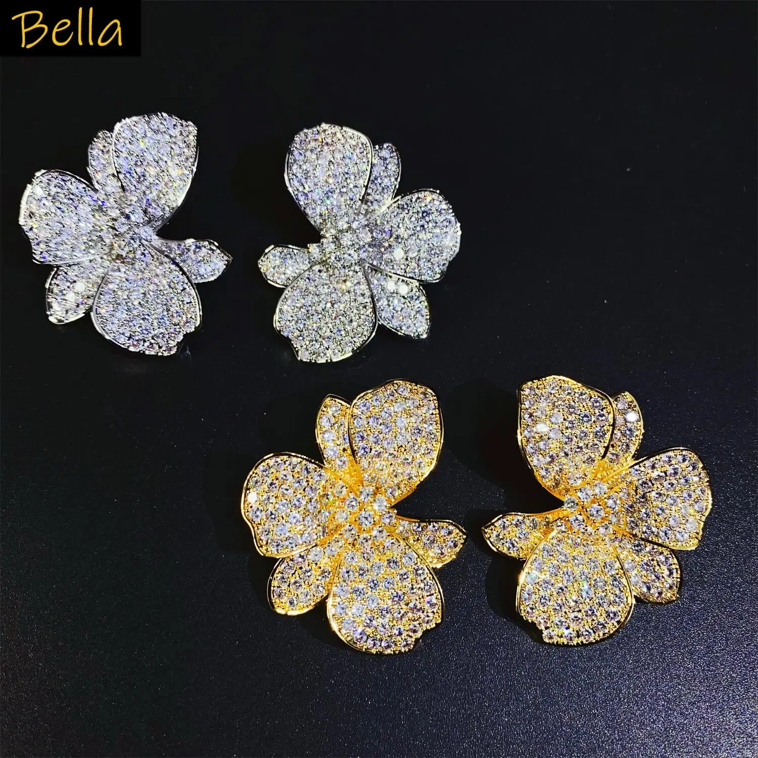 fashion cubic zirconia earrings for women shiny elegant jewelry wedding party gala event silver gold color flower stud earrings
fashion cubic zirconia earrings for women shiny elegant jewelry wedding party gala event silver gold color flower stud earrings
