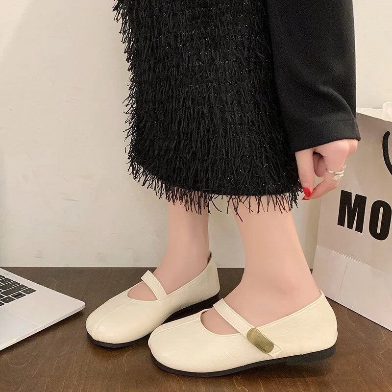 2026 New Women Mary Jane Flats Soft Bottom Round Toe Casual Shoes French Style Comfort Slip On Loafers
2026 New Women Mary Jane Flats Soft Bottom Round Toe Casual Shoes French Style Comfort Slip On Loafers