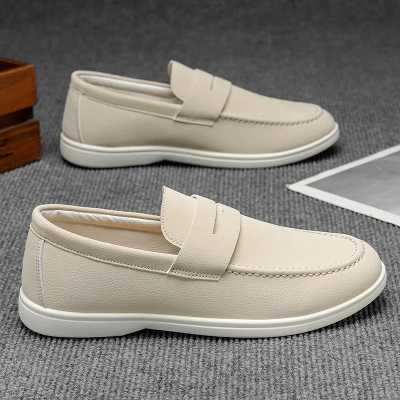 Men's breathable bean shoes, British-style loafers, fashionable casual shoes, youth single shoes
Men's breathable bean shoes, British-style loafers, fashionable casual shoes, youth single shoes