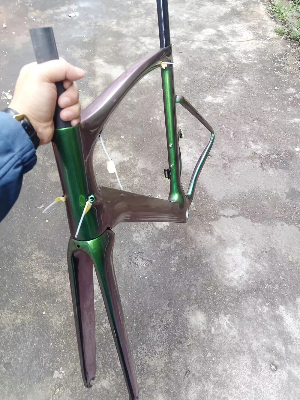 Цвет хамелеона для колес 700C X 28C, рама T1000, полностью карбоновая рама шоссейного велосипеда BB68, набор рамок для велосипеда с резьбой
Цвет хамелеона для колес 700C X 28C, рама T1000, полностью карбоновая рама шоссейного велосипеда BB68, набор рамок для велосипеда с резьбой