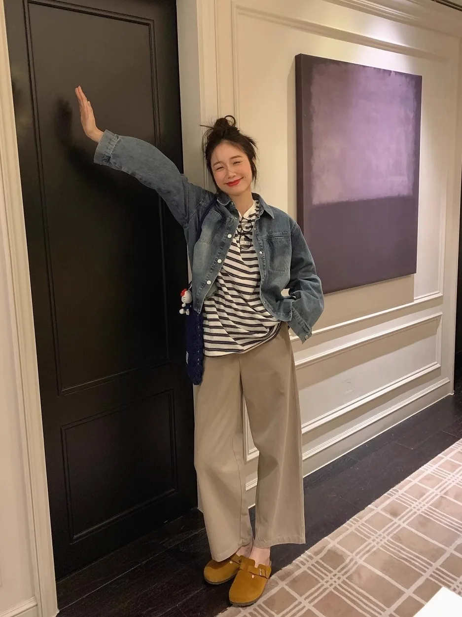 Xubeng Spring Vintage Japanese Sle Loose Casual Women's Denim Jaet ort Length Button up Long Sve Color Coat
Xubeng Spring Vintage Japanese Sle Loose Casual Women's Denim Jaet ort Length Button up Long Sve Color Coat