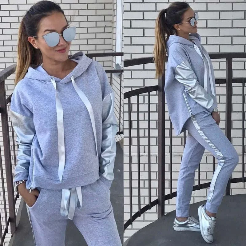 Loose Sweatirt Set with Hat Autumn Winter Cross-Border Casual Splicing Belted Women's Leisure Sportswear Ensemble
Loose Sweatirt Set with Hat Autumn Winter Cross-Border Casual Splicing Belted Women's Leisure Sportswear Ensemble