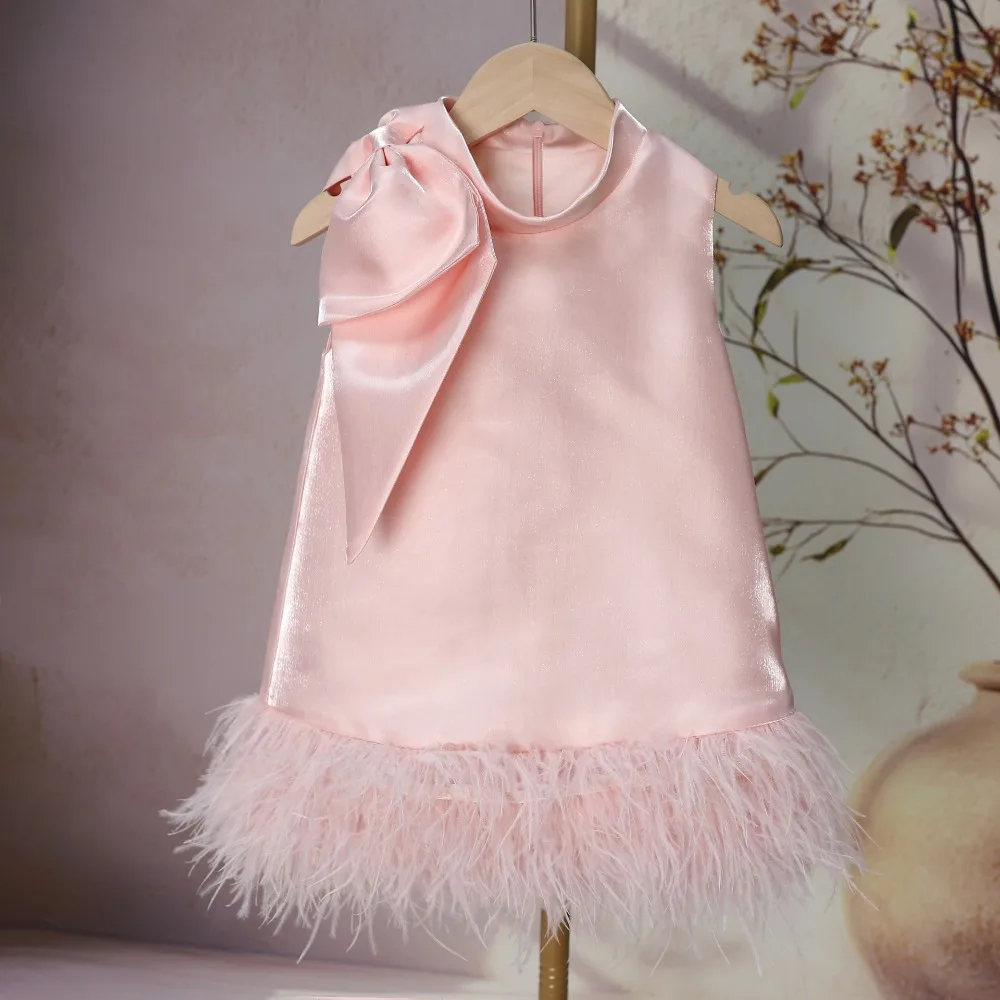 2026 New Summer Girls Princess Dress High-End Patchwork Tulle Kids Birthday Party Gown Baby Formal Dress for 100-140cm
2026 New Summer Girls Princess Dress High-End Patchwork Tulle Kids Birthday Party Gown Baby Formal Dress for 100-140cm