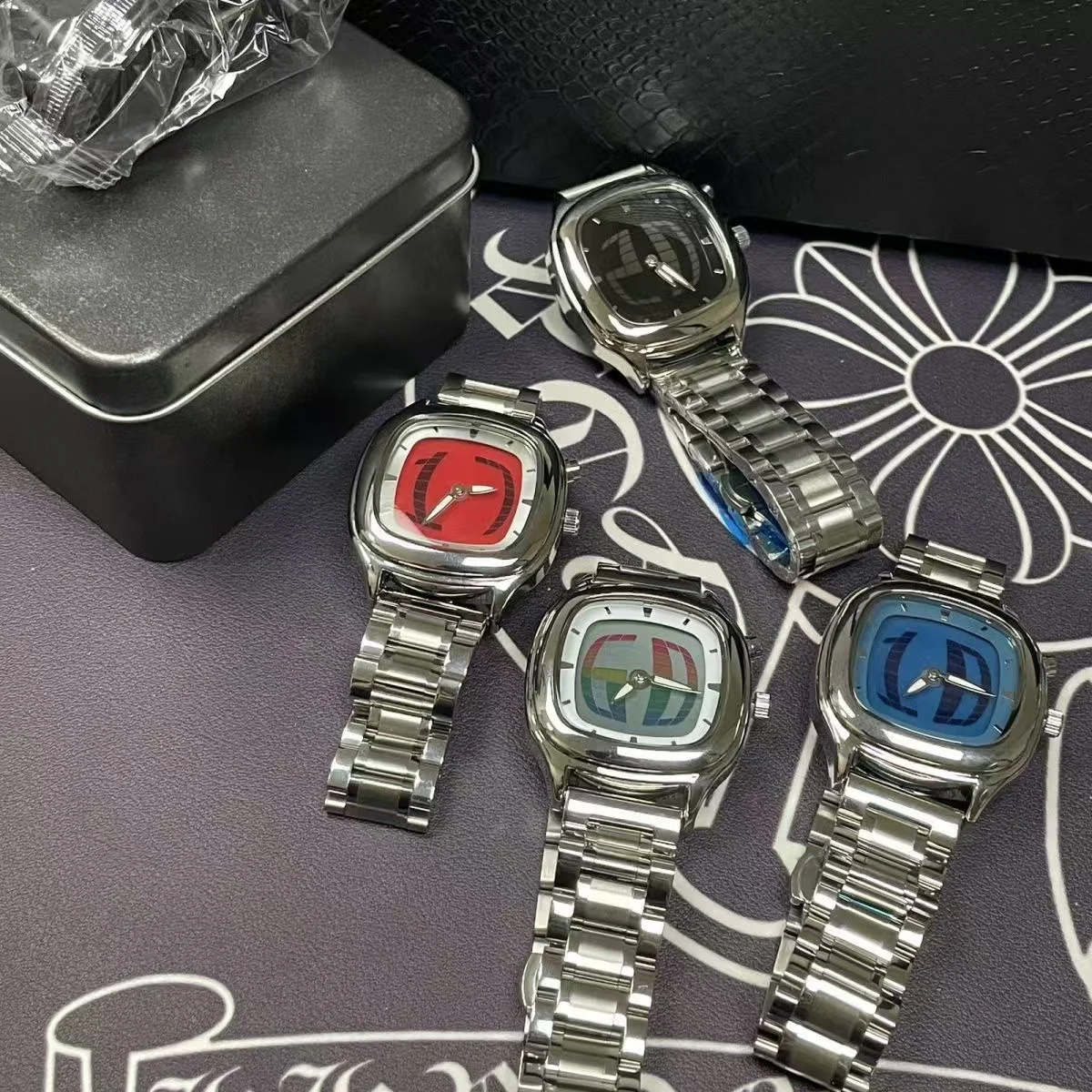 Классические брендовые маленькие квадратные мужские часы в стиле ретро, спортивные повседневные часы для мужчин, водонепроницаемые кварцевые наручные часы
Классические брендовые маленькие квадратные мужские часы в стиле ретро, спортивные повседневные часы для мужчин, водонепроницаемые кварцевые наручные часы