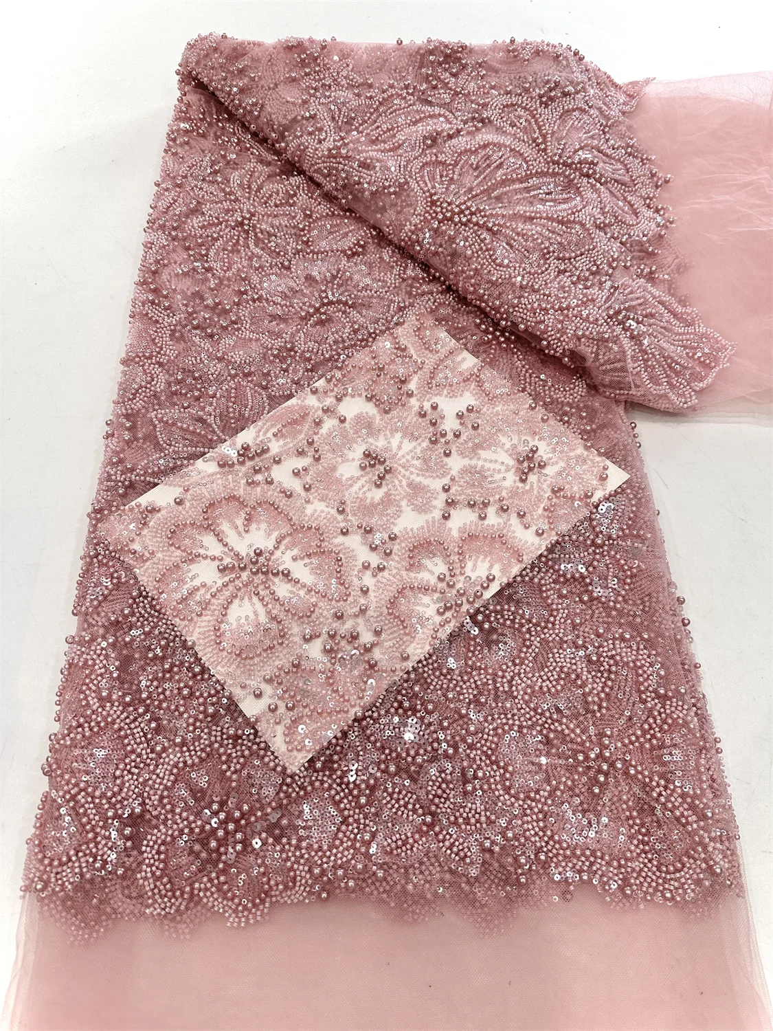 African Sequins Lace Fabric 2025 High Quality Tulle Lace French Nigerian Groom Beads Lace Fabric For Sewing Wedding Dresses
African Sequins Lace Fabric 2025 High Quality Tulle Lace French Nigerian Groom Beads Lace Fabric For Sewing Wedding Dresses