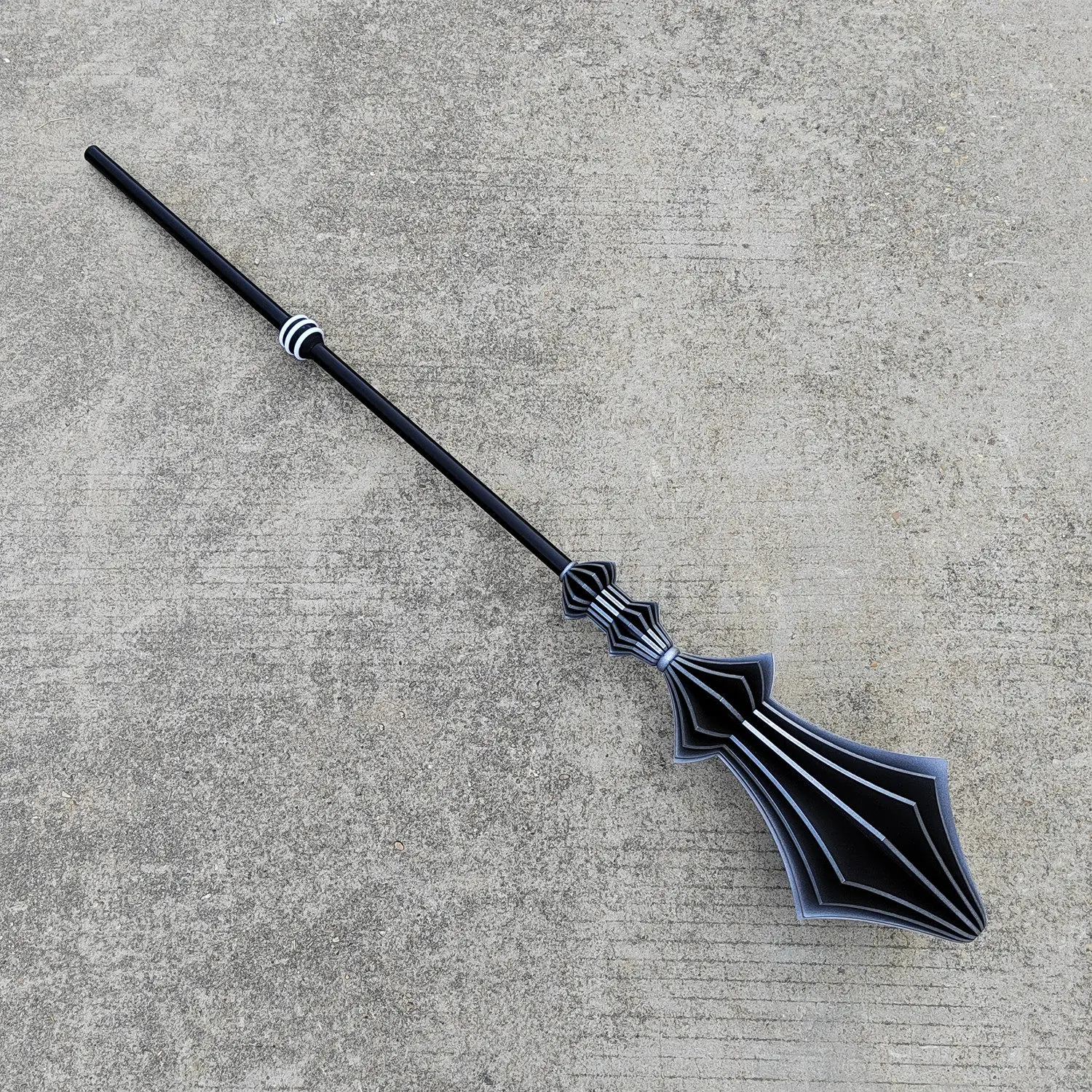 Game Limbus Company Ishmael Sword Cosplay Props Halloween Carnival Cosplay Party Props Accessories
Game Limbus Company Ishmael Sword Cosplay Props Halloween Carnival Cosplay Party Props Accessories