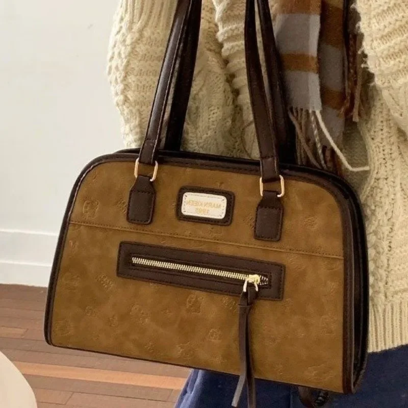 Stylish Modern Diaper Bag Handbag One Shoulder Pharmacy Pickup Crossbody Exquisite Sleek Sophisticated Fashionable Practical
Stylish Modern Diaper Bag Handbag One Shoulder Pharmacy Pickup Crossbody Exquisite Sleek Sophisticated Fashionable Practical