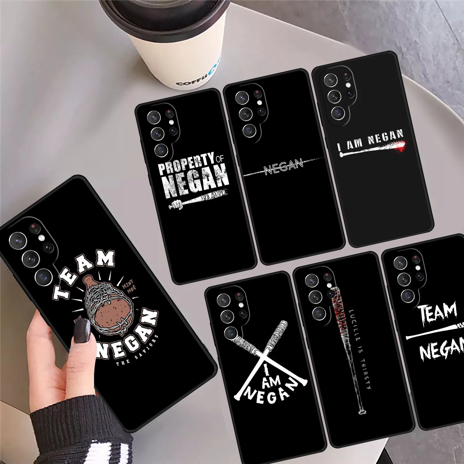 Чехол для телефона Negan Line для Samsung Galaxy S24 Ultra 23 S22 Plus S21 FE S20 S8 S9 S10 Note 10 Pro Note 20 
Чехол для телефона Negan Line для Samsung Galaxy S24 Ultra 23 S22 Plus S21 FE S20 S8 S9 S10 Note 10 Pro Note 20