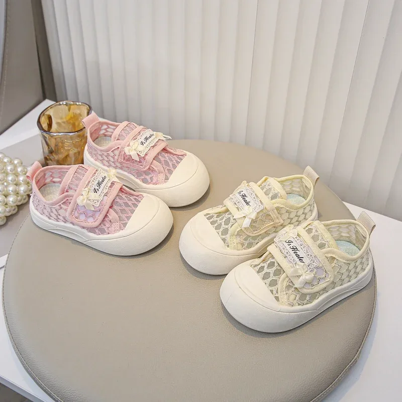 Girls Casual Shoes Toes Capped Princess Kids Mesh Shoes Breathable Soft Sole 2025 Brand New Children Princess Shoes Versatile
Girls Casual Shoes Toes Capped Princess Kids Mesh Shoes Breathable Soft Sole 2025 Brand New Children Princess Shoes Versatile