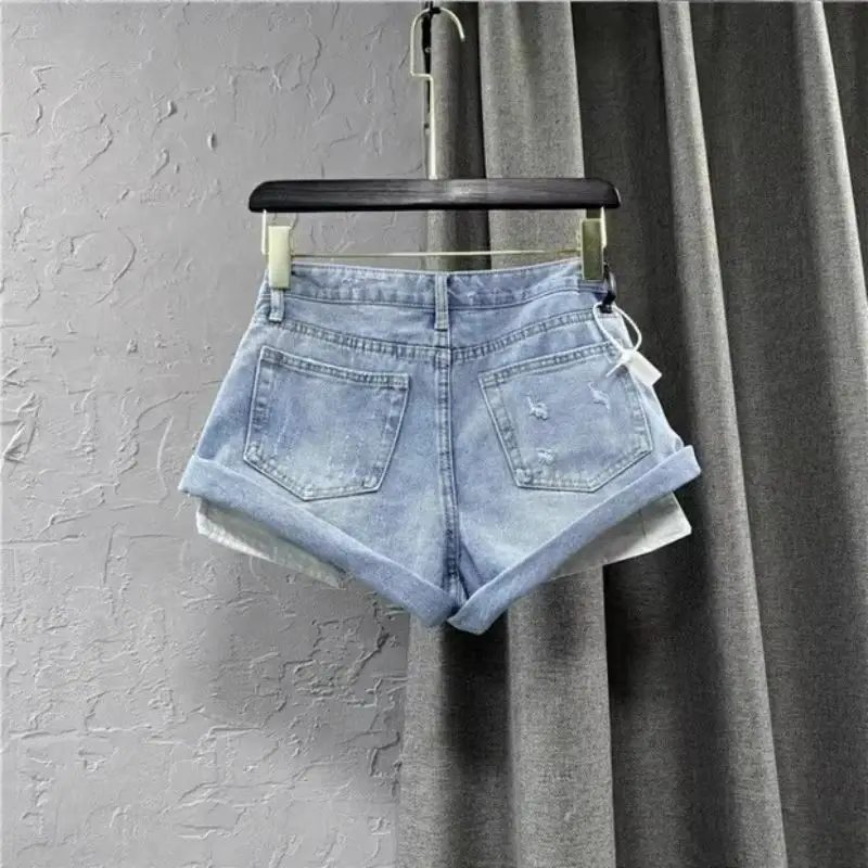 шорты Blue Low-Waist Cuffed Denim Shorts Jeans Sexy Club A-Line Pants Summer Trendy Hot Pants Women's Fashion 2026 New Arrival
шорты Blue Low-Waist Cuffed Denim Shorts Jeans Sexy Club A-Line Pants Summer Trendy Hot Pants Women's Fashion 2026 New Arrival