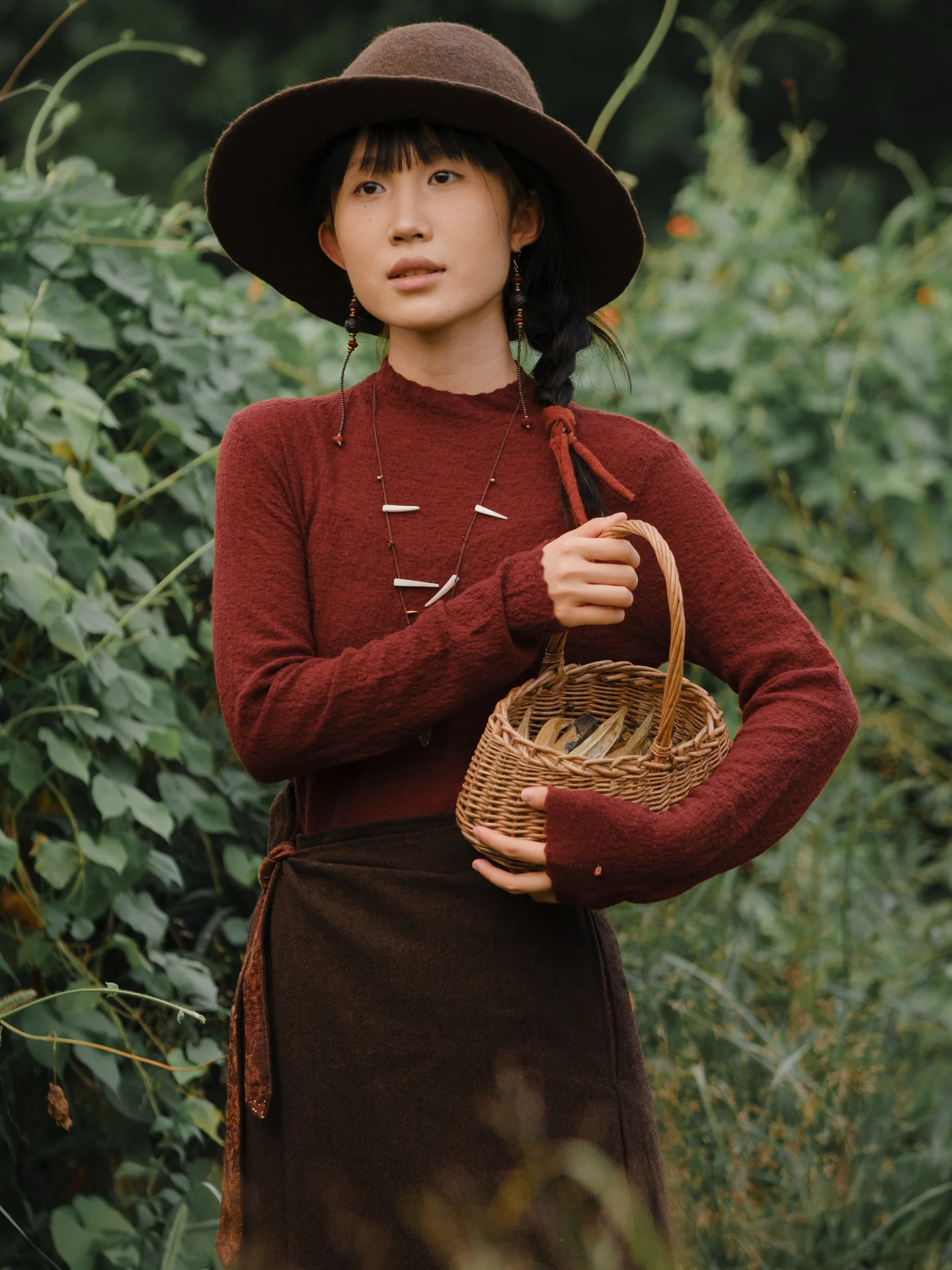 Namsan Indigo женская мягкая шерстяная смесь Long Sve Base irt универсальная тонкая V-Ne повседневная теплая осенняя мода
Namsan Indigo женская мягкая шерстяная смесь Long Sve Base irt универсальная тонкая V-Ne повседневная теплая осенняя мода