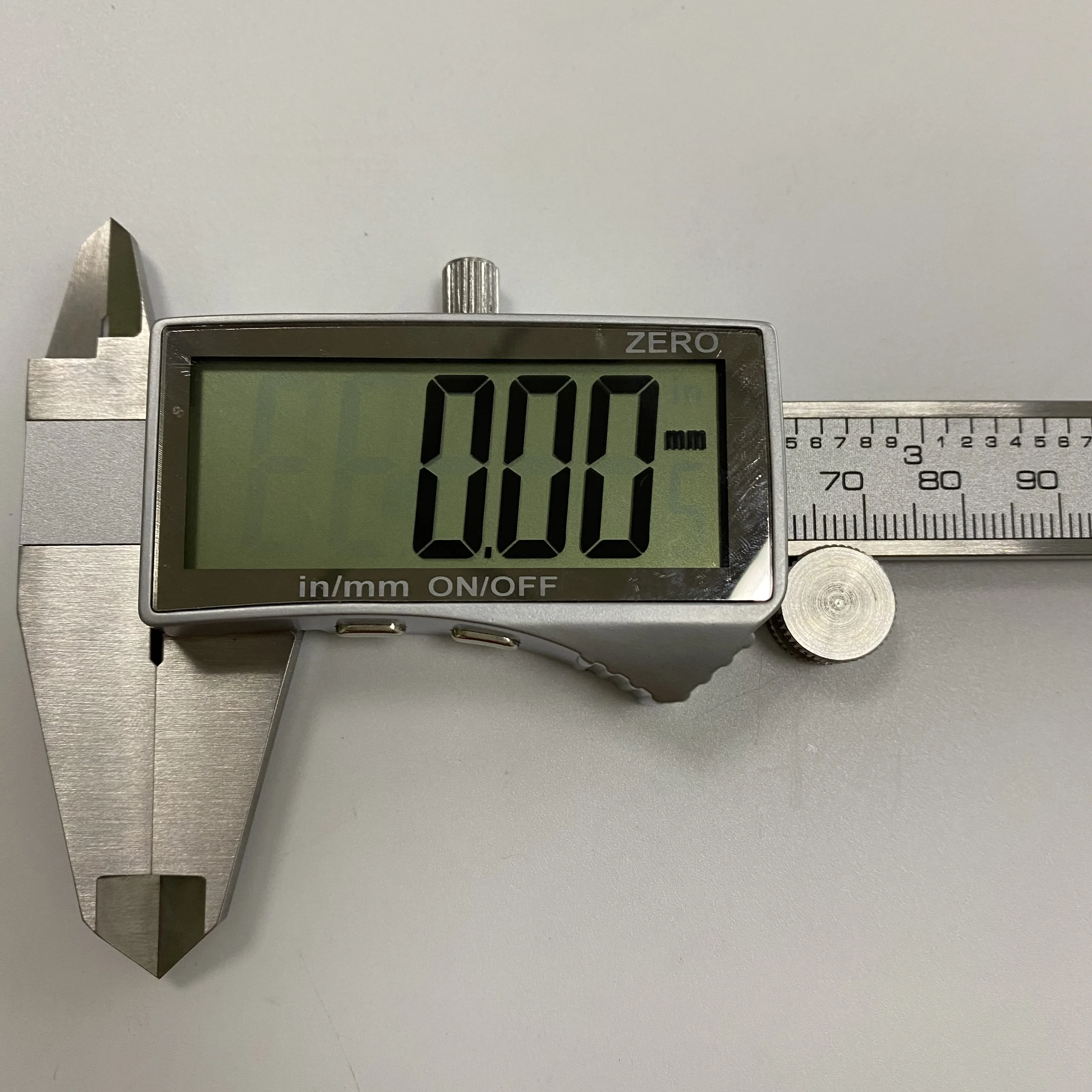 Electronic Digital Caliper Ruler 0-150mm /6 Inch Stainless Steel Digital Caliper Vernier with Large LCD Screen
Electronic Digital Caliper Ruler 0-150mm /6 Inch Stainless Steel Digital Caliper Vernier with Large LCD Screen