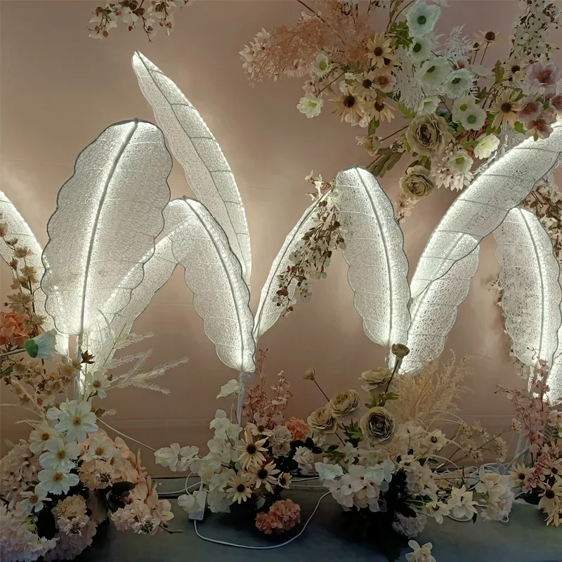 decoration props, luminous plantain leaf feather lamp butterfly lamp, wedding road guide creative stage background flower stand
decoration props, luminous plantain leaf feather lamp butterfly lamp, wedding road guide creative stage background flower stand