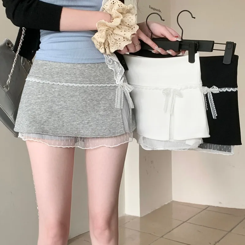 Lace Sexy Mini Skirt Women Fashionable Street Splicing Retro Skirts for Women Clothes Casual Anti-exposure Hip Y2k Skirt
Lace Sexy Mini Skirt Women Fashionable Street Splicing Retro Skirts for Women Clothes Casual Anti-exposure Hip Y2k Skirt