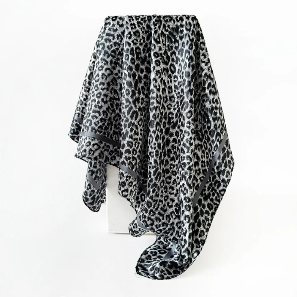 Модный универсальный шарф для волос, элегантный мягкий тюрбан, атласная повязка на голову, верхняя одежда
Модный универсальный шарф для волос, элегантный мягкий тюрбан, атласная повязка на голову, верхняя одежда