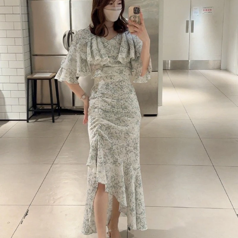 Spring 2023 New Leaf Shoulder Bared Shirt Asymmetrical Skirt Fashionable Women's Set Polyester Fabric
Spring 2023 New Leaf Shoulder Bared Shirt Asymmetrical Skirt Fashionable Women's Set Polyester Fabric