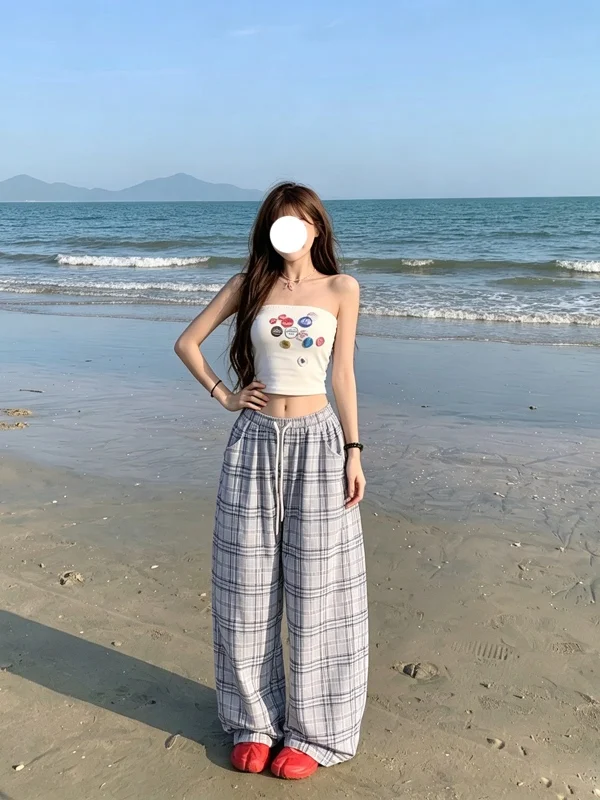 Summer American Vacation Style Women's Short Printed Strapless Plaid Wide Leg Pants Slimming Hot Girl Two-Piece Set High Waist
Summer American Vacation Style Women's Short Printed Strapless Plaid Wide Leg Pants Slimming Hot Girl Two-Piece Set High Waist