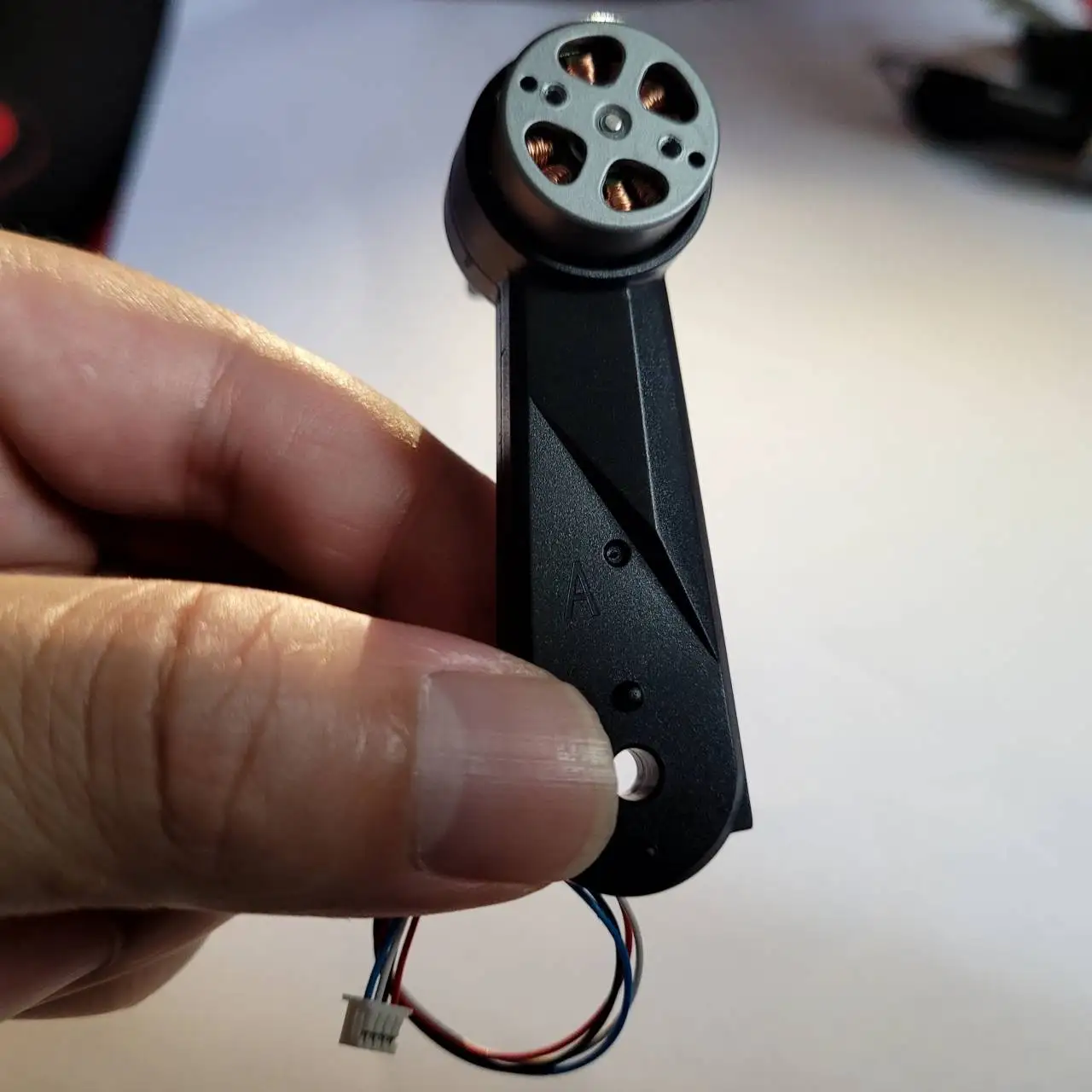 New Version LS38 LS-38 GPS Drone Folding Quadcopter Original Motor Arm A / B Arm with Engine DIY Accessory
New Version LS38 LS-38 GPS Drone Folding Quadcopter Original Motor Arm A / B Arm with Engine DIY Accessory