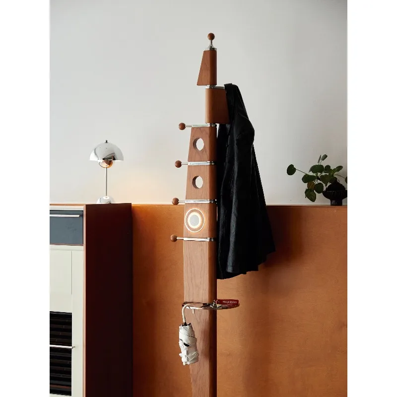 Hanger for nostalgic entrance Single pole vertical hanger and storage rack
Hanger for nostalgic entrance Single pole vertical hanger and storage rack