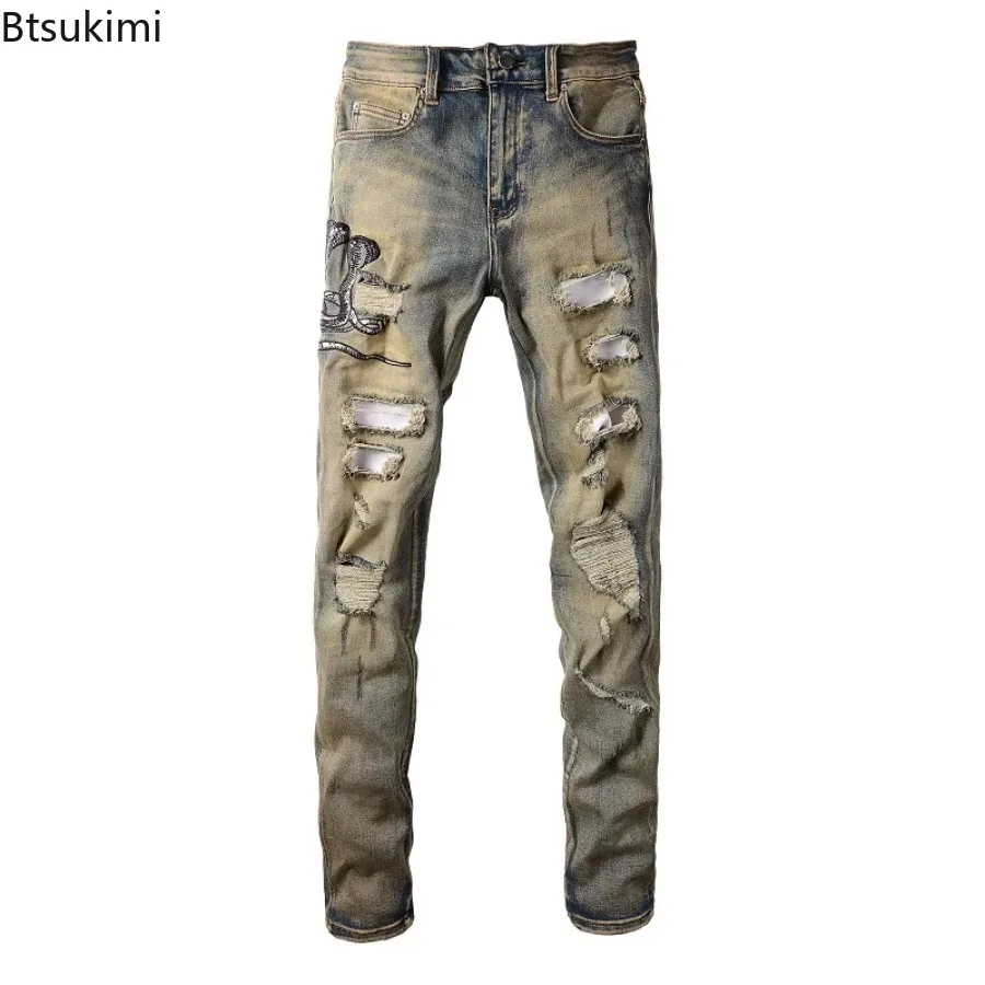 2026 New Men's Fashion Snake Embroidery Denim Jeans Vintage Blue Snakeskin Leather Patch Stretch Pants Skinny Tapered Trousers
2026 New Men's Fashion Snake Embroidery Denim Jeans Vintage Blue Snakeskin Leather Patch Stretch Pants Skinny Tapered Trousers