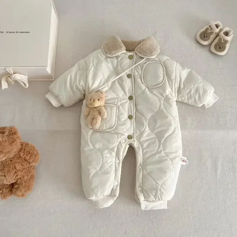 New Baby Winter Romper Lamb Wool Lining Toddler Jumpsuit with Bear Toys Thick Warm Kids Outfit Infant Newborn Boys Girls Clothes
New Baby Winter Romper Lamb Wool Lining Toddler Jumpsuit with Bear Toys Thick Warm Kids Outfit Infant Newborn Boys Girls Clothes