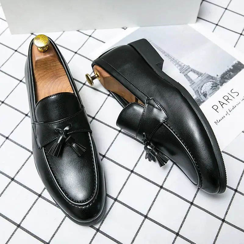 Размер 37-44, мужские лоферы, дышащие туфли-бобы, обувь для ленивых, деловая кожаная обувь на одну ногу, XRS A1767
Размер 37-44, мужские лоферы, дышащие туфли-бобы, обувь для ленивых, деловая кожаная обувь на одну ногу, XRS A1767