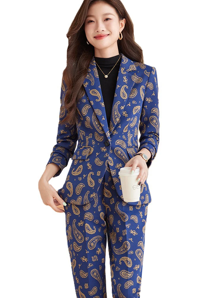 Женский брючный костюм, женская деловая рабочая одежда, комплект из 2 предметов, бежевый, хаки, синий, черный, формальный пиджак, куртка и брюки 
Женский брючный костюм, женская деловая рабочая одежда, комплект из 2 предметов, бежевый, хаки, синий, черный, формальный пиджак, куртка и брюки