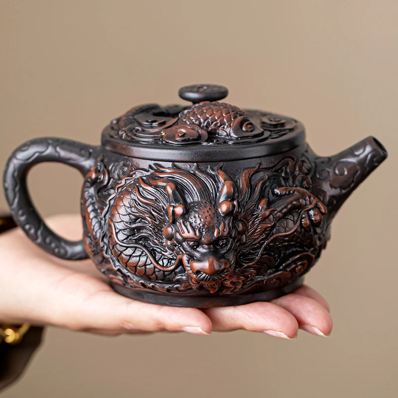 Jianshui Clay Purple Pottery Carving Dragon Teapot Hand Painted Antique Relief Teapot Household Teapot Kungfu Tea Set Kettle
Jianshui Clay Purple Pottery Carving Dragon Teapot Hand Painted Antique Relief Teapot Household Teapot Kungfu Tea Set Kettle