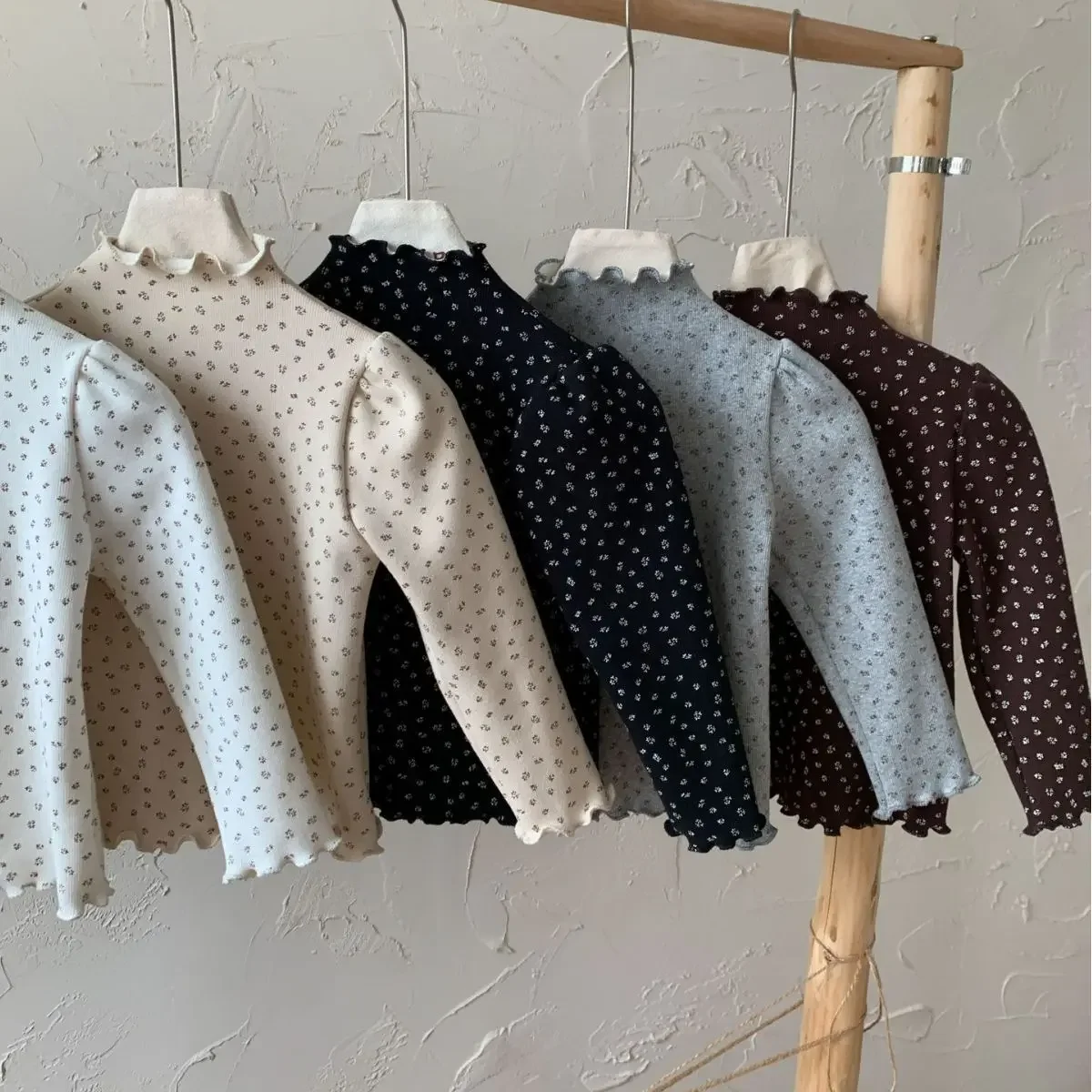 Winter Little Girls Floral Print Long Sleeve Tees Baby Warm Cotton Thick Pullover Kids Casual Bottoming Tops Children Clothes
Winter Little Girls Floral Print Long Sleeve Tees Baby Warm Cotton Thick Pullover Kids Casual Bottoming Tops Children Clothes