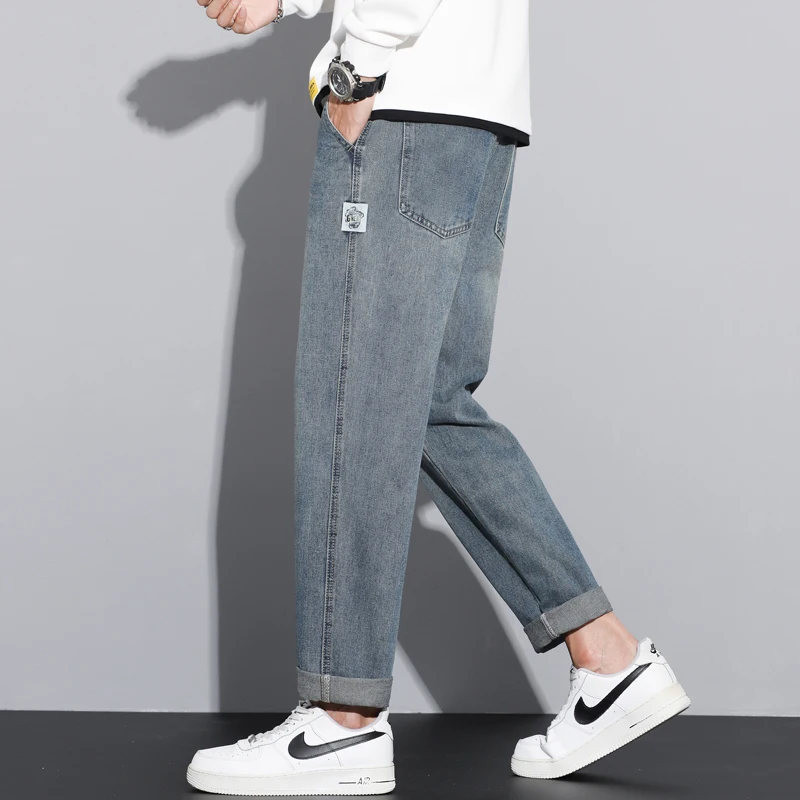 Men's Jeans New Spring Autumn Loose Straight Leg Casual Trousers Trendy Versatile Pants For Male Students Casual Scene
Men's Jeans New Spring Autumn Loose Straight Leg Casual Trousers Trendy Versatile Pants For Male Students Casual Scene
